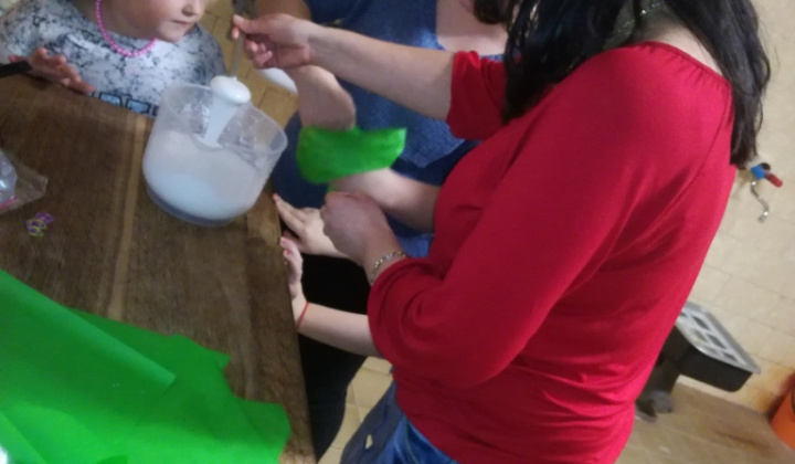 1. fotografia fotogalérie Vianočná dielnička