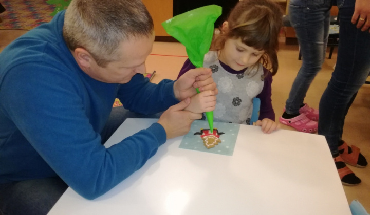 11. fotografia fotogalérie Vianočná dielnička