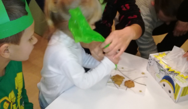 15. fotografia fotogalérie Vianočná dielnička