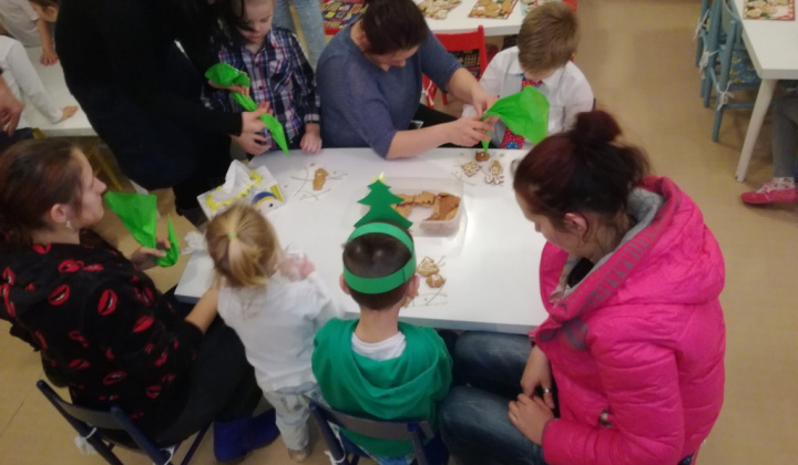 17. fotografia fotogalérie Vianočná dielnička