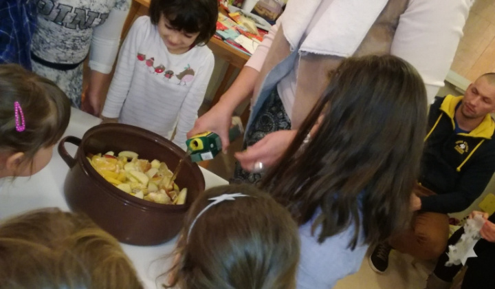 20. fotografia fotogalérie Vianočná dielnička