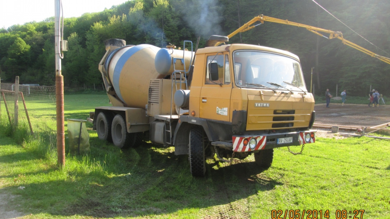 Fotografia fotogalérie Revitalizácia ihriska 2014