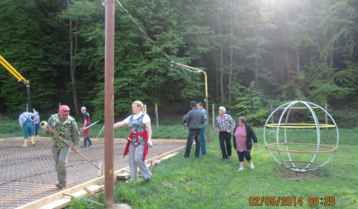 8. fotografia fotogalérie Revitalizácia ihriska 2014