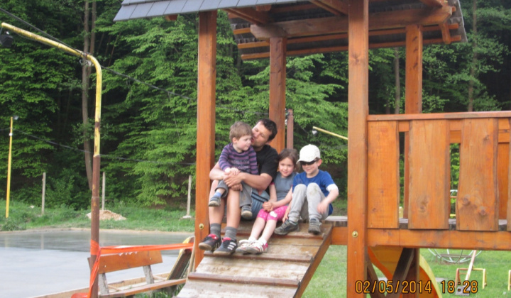 20. fotografia fotogalérie Revitalizácia ihriska 2014