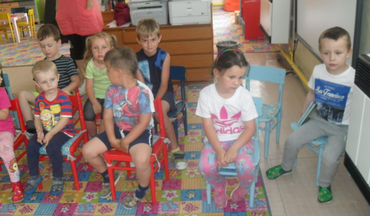 2. fotógaléria fotózás Kúzelník v materskej škole